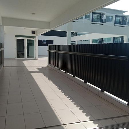 Austin @ Novo 8 Apartment Malacca Exterior photo